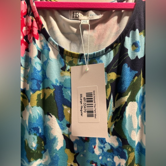 Hazel blues stroll around the park maxi - Picture 2 of 2